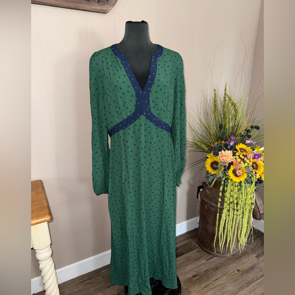Boden Green Midi Dress with Navy Trim - Picture 16 of 16